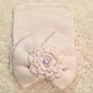 .Newborn Girl Hospital White Beanie with Pearl!.
